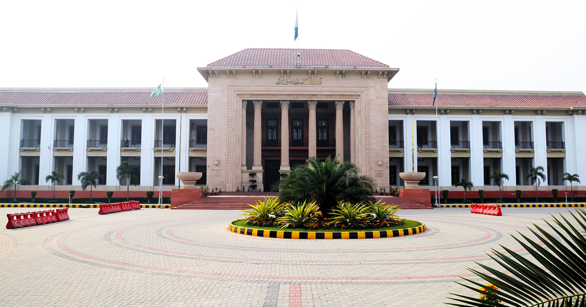 Journalists outraged over treatment of KP leaders in Punjab Assembly Journalists outraged over treatment of KP leaders in Punjab Assembly