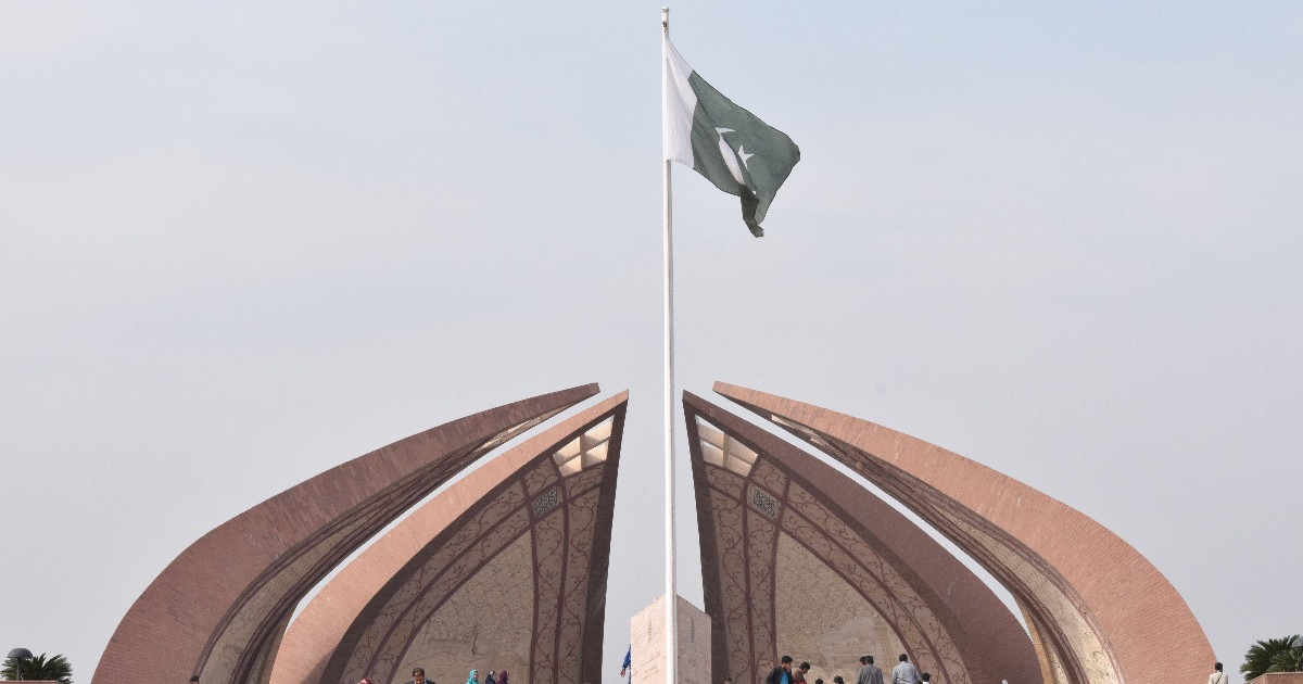 Pakistan opens visa-on-arrival for foreign journalists Pakistan opens visa-on-arrival for foreign journalists