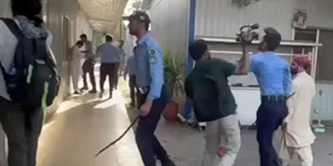 Police storm National Press Club, attack journalists and smash equipment Police storm National Press Club, attack journalists and smash equipment