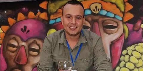 Colombian journalist flees after death threat