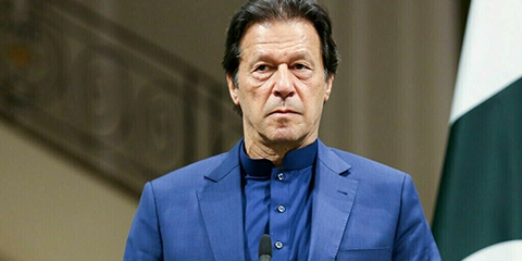 Imran Khan denounces media crackdown and journalists' persecution